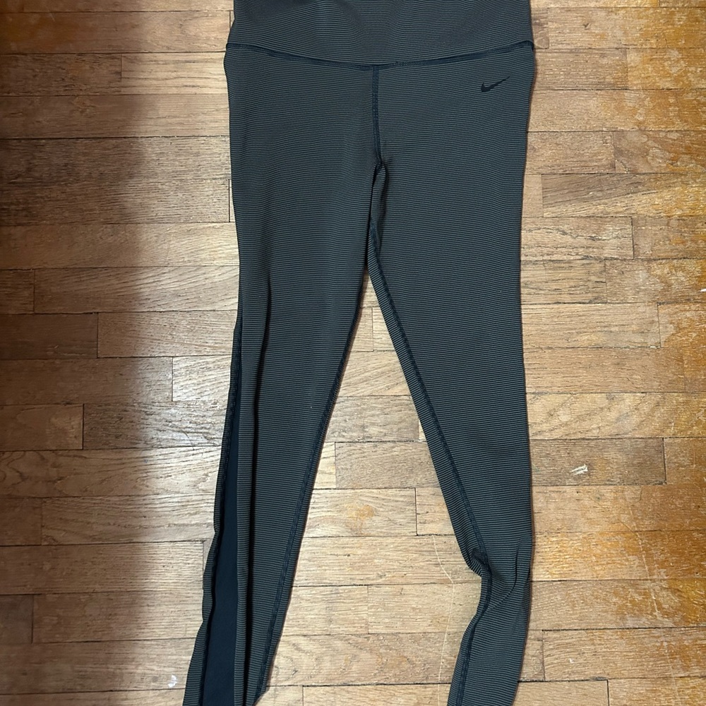 Nike Green Striped Leggings